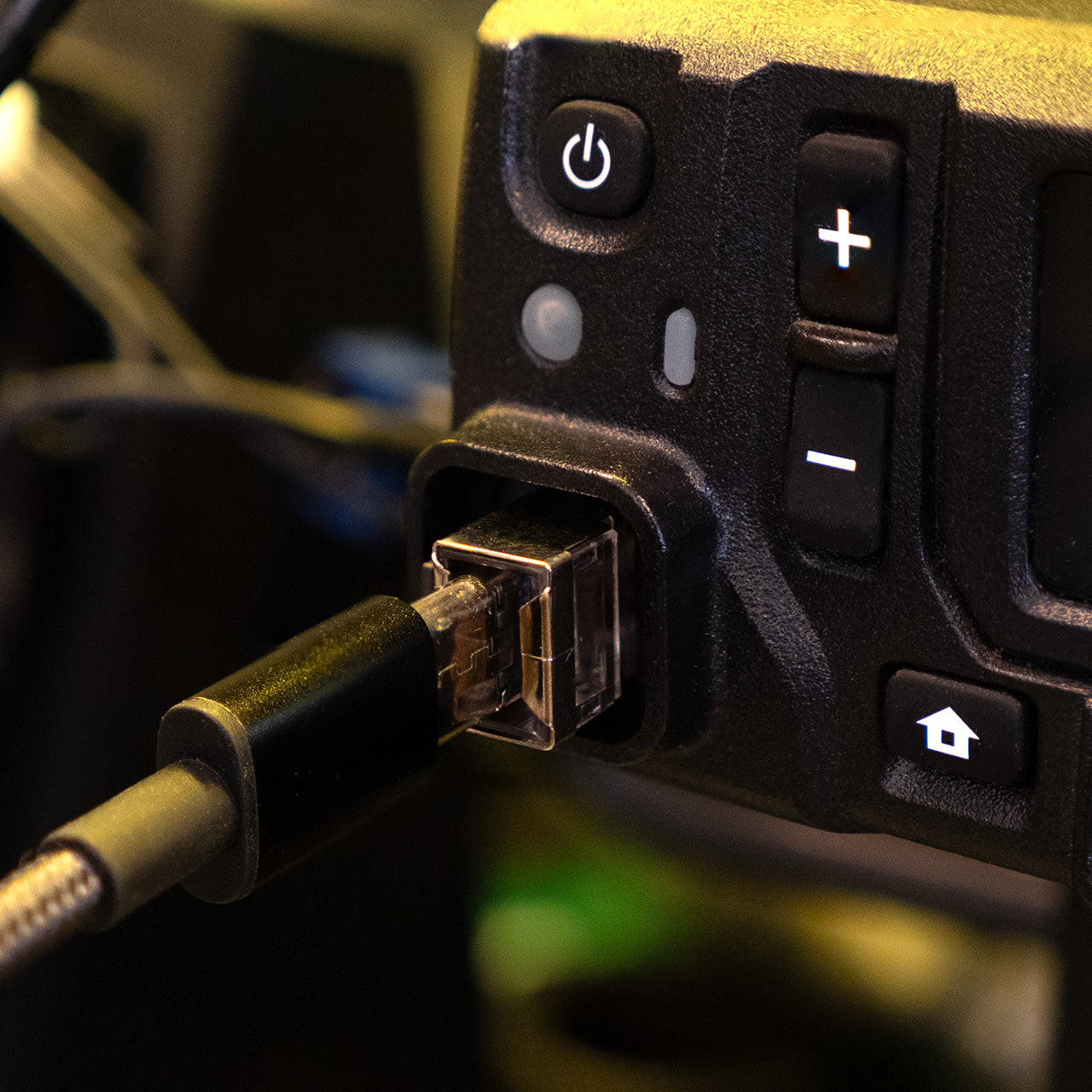 NXVM-USB-C Kenwood/Viking RJ45 to USB-C Adapter